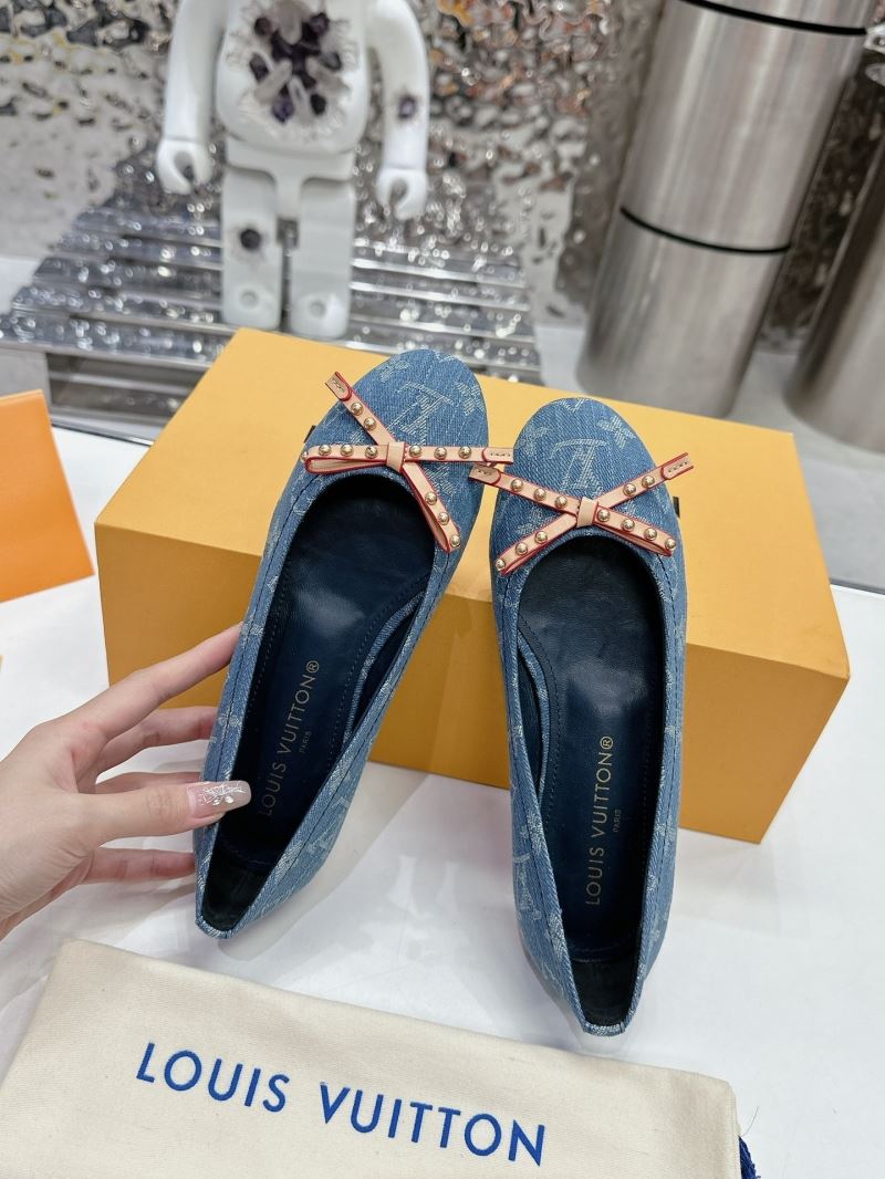 Louis Vuitton Flat Shoes